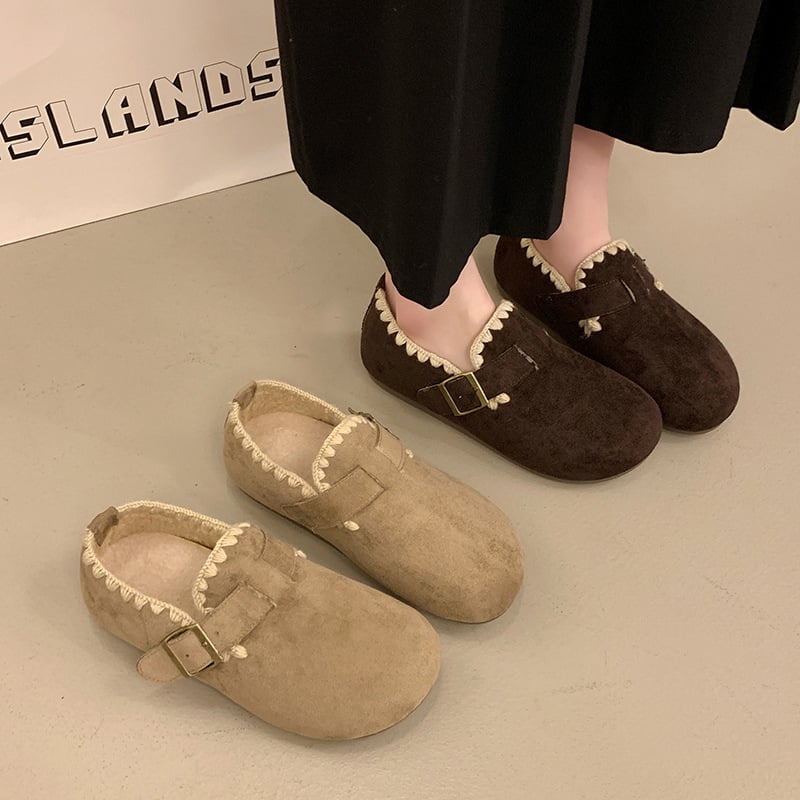 Női velúr slip-on mokasziny vastag platformával a magasság növeléséhez, Birkenstock-stílusban, plüss béléssel; felső rész: velúr, talpbetét: PU, talp: gumi, sarokmagasság: közepes (3–5 cm), vulkanizált talp