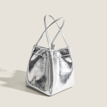 Chovant bucket bag, gradski minimalistički stil, PU materijal, poliester podstava, magnetsko zatvaranje, unutarnja džep