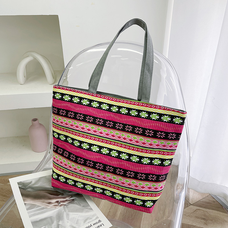 Platnena Tote torba – etnički stil, visoki kapacitet, zatvaranje zipom, podstava od poliestera