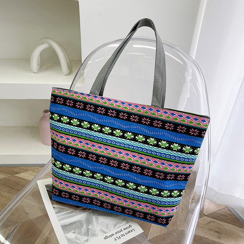 Platnena Tote torba – etnički stil, visoki kapacitet, zatvaranje zipom, podstava od poliestera