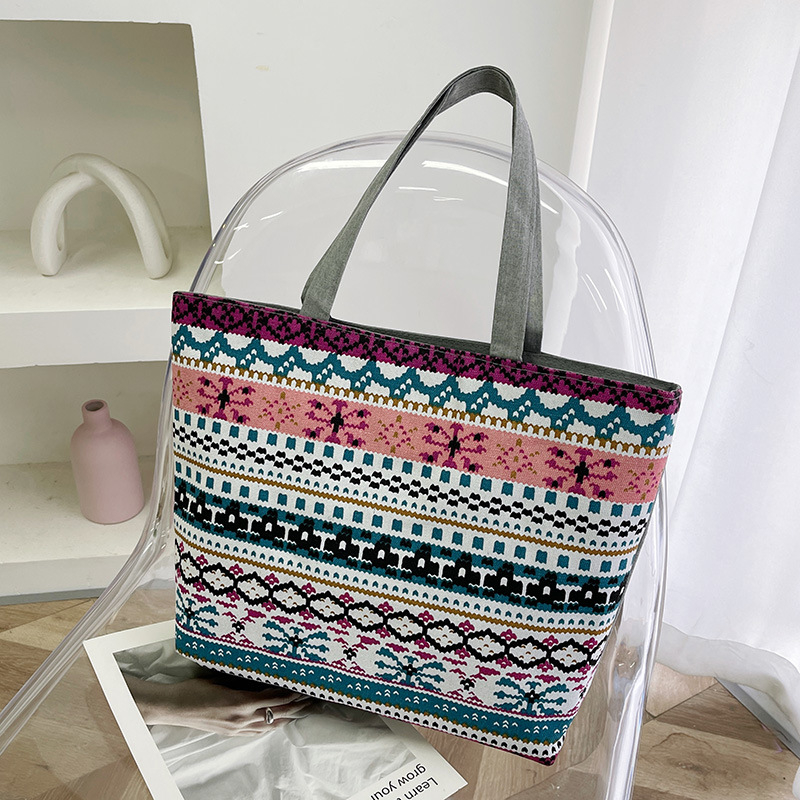 Platnena Tote torba – etnički stil, visoki kapacitet, zatvaranje zipom, podstava od poliestera