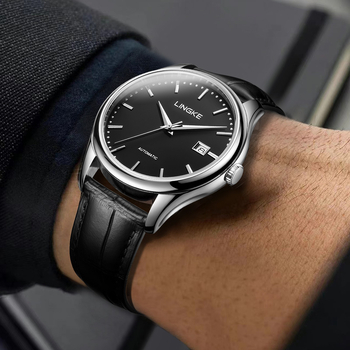 Automata mechanikus férfi karóra NH35A japán mozgás, zafírkristály, lumineszkáló indikátorok, dátum, 50 m vízállóság, tok és szíj rozsdamentes acélból