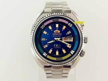 Óra mechanikus mozgással, japán eredetű mozgás, Modell 46943, rozsdamentes acél tok, rozsdamentes acél szíj, retro stílus, Double Lion