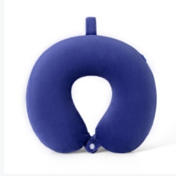 U‑tvarný vankúš na krk z pamäťovej peny, mäkký poťah zo spandexu, 360° opora krku, dvojvrcholová a V‑tvarovaná podpora brady, pena s pomalým návratom