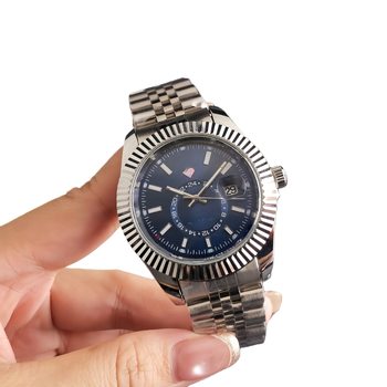 Férfi kvarc karóra holdfázissal és naptárral, vízálló, ötvözet tokozás