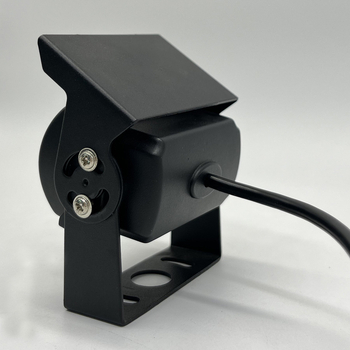 Stražnja kamera s infracrvenim noćnim vidom, 1080p AHD, 180° kut gledanja, metalno kućište, za kamione, autobuse i minibuse