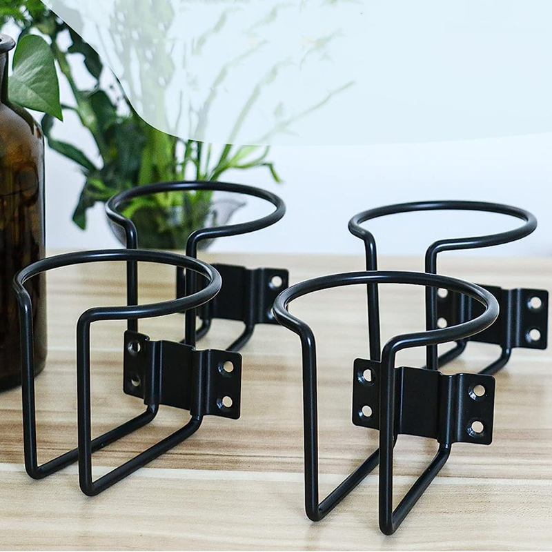 Kalto geležies puodelių laikiklis, sieninis montavimas, tinka automobiliams, laivams, kemperiams ir jachtoms; tinka stalui, kėdės nugaros daliai ir durims