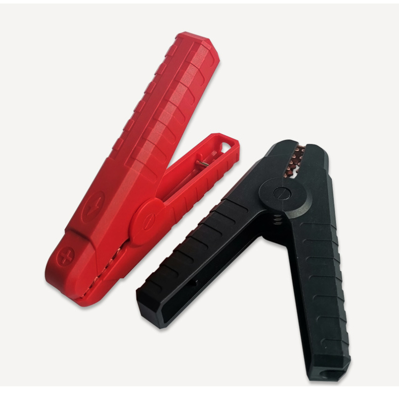 Aukštos srovės automobilio akumuliatoriaus klipsas su variniais dantimis ir vario dengtomis žnyplėmis, skirtas avarinio įkrovimo ir energijos saugojimui, suderinamas su visais modeliais