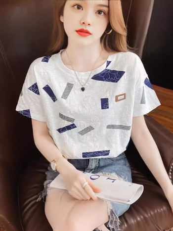 Ženski T-shirt s kratkim rukavima od milk silk, geometrijski uzorak, okrugli izrez, ležerni japansko-korejski stil