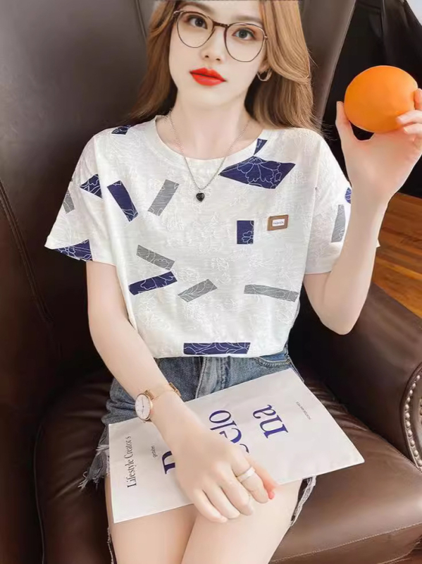 Ženski T-shirt s kratkim rukavima od milk silk, geometrijski uzorak, okrugli izrez, ležerni japansko-korejski stil
