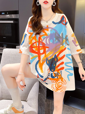 Tricou graffiti pentru femei, mâneci scurte, guler rotund, amestec bumbac-poliester, croială lejeră