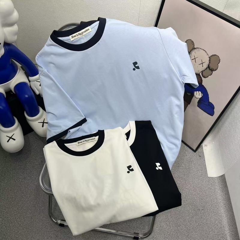 Tricou din bumbac cu guler rotund, mâneci regulate, croială lejeră, 95%+ bumbac, Vară 2025