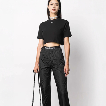 Tricou din bumbac-elastan, croială lejeră, mâneci scurte, guler rotund, lungime scurtă