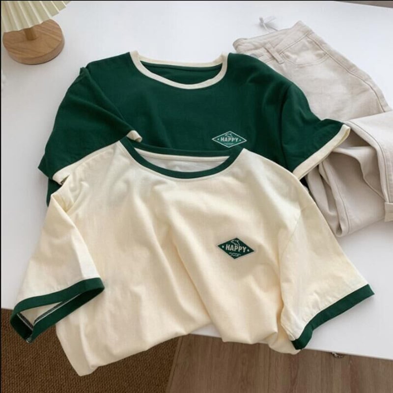 Pamukasto T-shirt s kratkim rukavima, kontrastnim dizajnom i otisnutim tekstom, udoban kroj, okrugli izrez, obična duljina, ljeto 2022