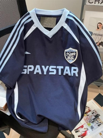 Tricou cu mâneci scurte – poliester, model cu dungi, guler rotund, croială lejeră