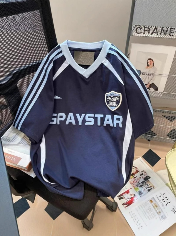 Tricou cu mâneci scurte – poliester, model cu dungi, guler rotund, croială lejeră