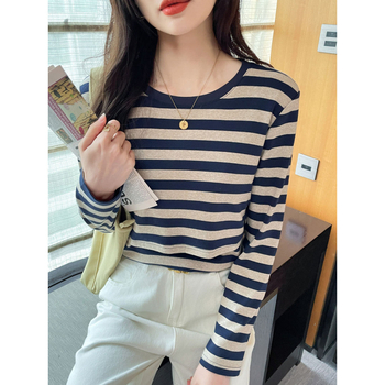 Szoptatós felső csíkos, kerek nyakú, hosszú ujjú, szoptatási nyílással, 95% pamut