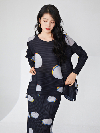 Majica s kružnim uzorkom, duge rukave, širokog kroja