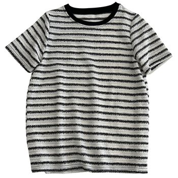 T-shirt s karikaturalnim anime uzorkom, okrugli izrez, kratki rukavi, slobodan kroj, pamuk-elastan mješavina (50-70% pamuk, <30% elastan)