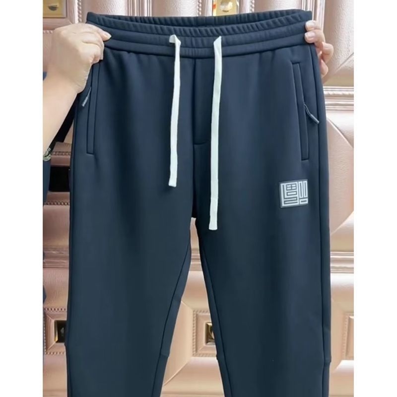 Muške casual jogger hlače s fleece podstavom, debela mješavina pamuka i poliestera, elastični srednji pojas, duljina 9/10, zima