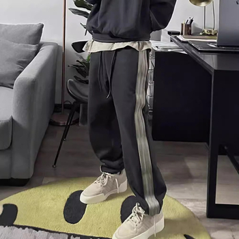 Pantaloni sport casual, model color-block, talie medie, închidere cu șiret, material din bumbac (90% bumbac)