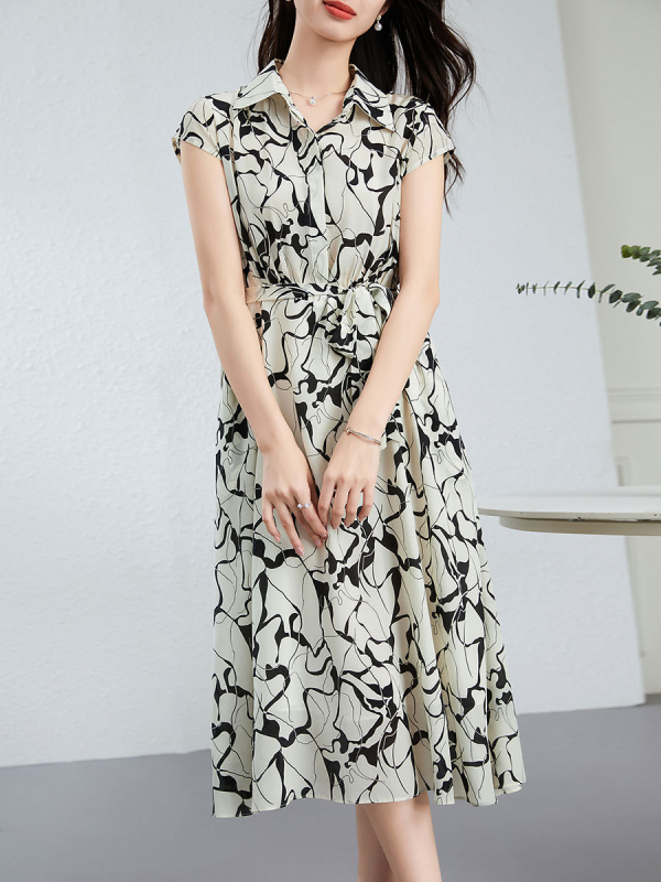 Haljina od Mulberry svile s cvjetnim uzorkom, srednja duljina, A-linija kroja, ovratnik Lapel, kratki rukav, elastičan pojas