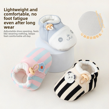 Bērnu apavi ar kartiņu izšuvumu uz kokvilnas augšdaļas, mīksta neslīdoša zole, elastīgā aizdare, vecums 12–36 mēneši