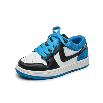 Pantofi baschet pentru copii: partea superioară din piele naturală, talpă din cauciuc, respirabili, ușori, închidere cu șireturi