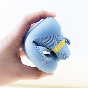 Bērnu iekšējās kurpes ar pretslīdējošu mīksto zoli, kokvilnas augšpuse, zems augšējais, karikatūras stilā — pavasaris-vasara-rudens, vecums 12-36 mēneši un 24-48 mēneši