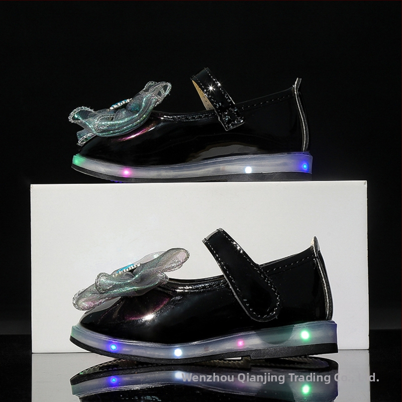 Mergaitėms Princesės bateliai iš PU odos su Velcro užsegimu, žemas aukštis, gumos padas, neslidūs