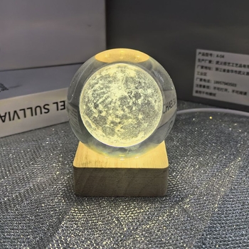 LED éjszakai lámpa - dekoratív dizájn szegekből merítve - Unique márka