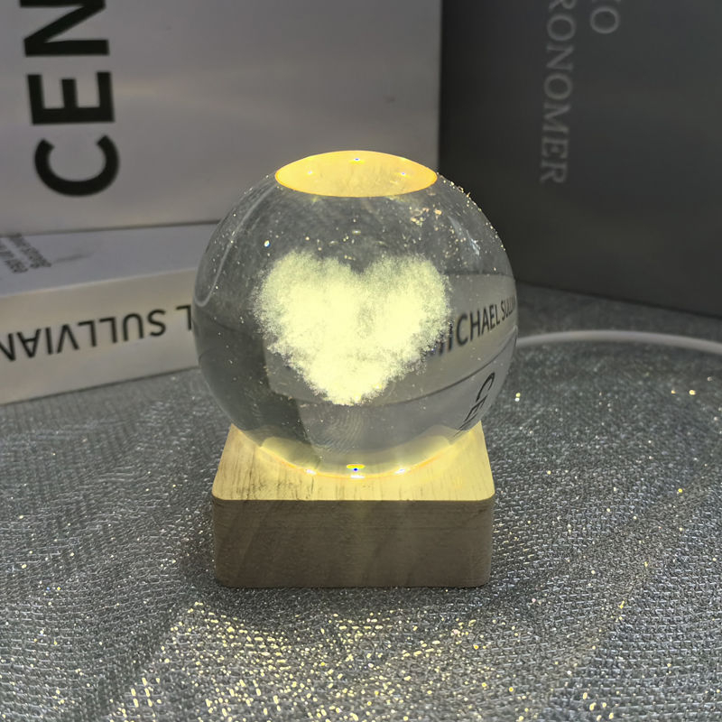 LED éjszakai lámpa - dekoratív dizájn szegekből merítve - Unique márka