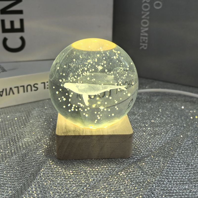 LED éjszakai lámpa - dekoratív dizájn szegekből merítve - Unique márka