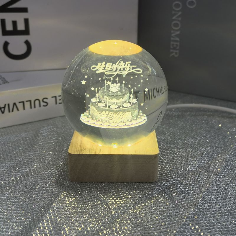 LED nakts gaismas ornaments ar naglu iedvesotu dizainu - Zīmols Unique