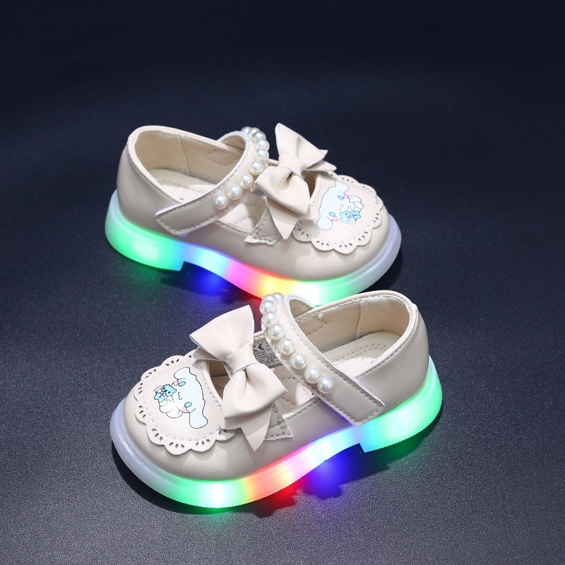 Детски принцески обувки за момичета с горна част изкуствена кожа, велкро закопчаване, подметка от TPR с инжекционно формована технология, PU стелка, мультяшен принцес модел