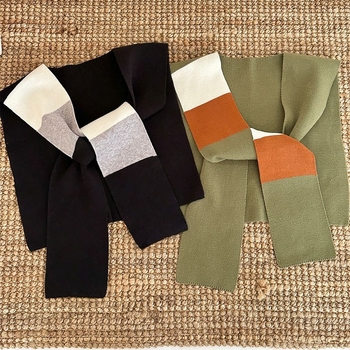 Koreai stílusú sál, hamis V-nyakkal, akril/műgyapjú kötött anyagból, négyszögletes alak, 40 cm szélesség