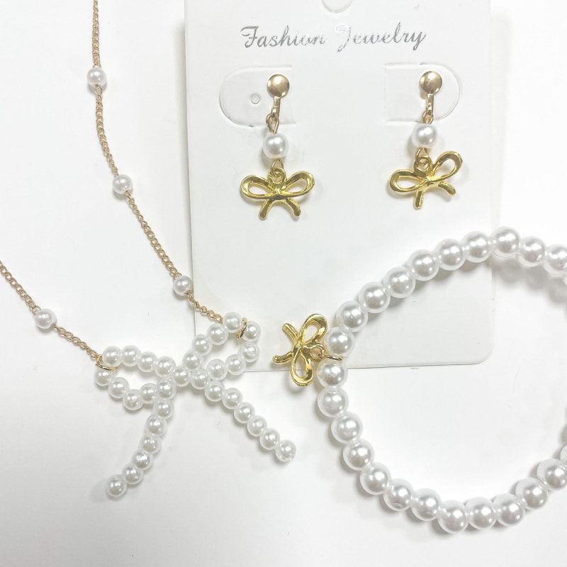 Ogrlica od legure s privjeskom od matične biserne školjke na hadskom lancu – minimalistički dizajn za djecu