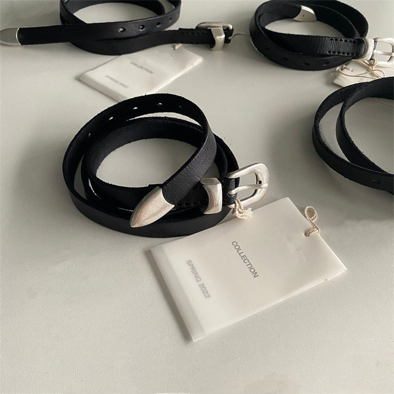 Колан от естествена кожа, горен слой телешка кожа, ширина 2-4 см, ръчно пришит, японски стил закопчаване