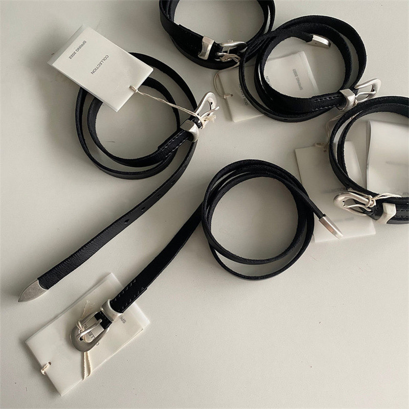 Колан от естествена кожа, горен слой телешка кожа, ширина 2-4 см, ръчно пришит, японски стил закопчаване