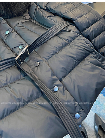 Ženska jakna od perja, debeli zimski kaput sa stojećim ovratnikom i umjetnim krznom, punilo od bijelog patka perja, udio perja 81-85%