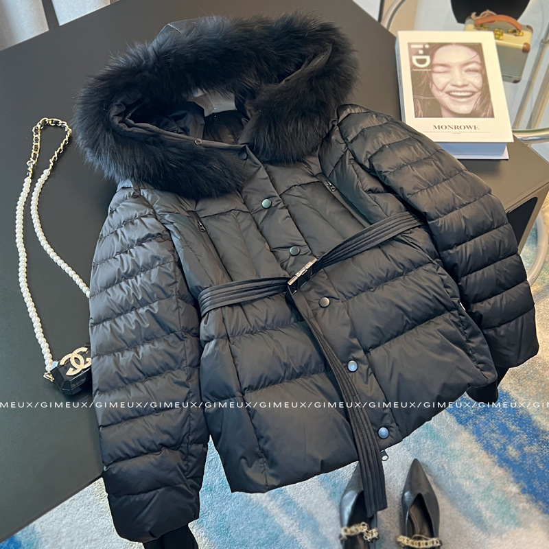 Ženska jakna od perja, debeli zimski kaput sa stojećim ovratnikom i umjetnim krznom, punilo od bijelog patka perja, udio perja 81-85%