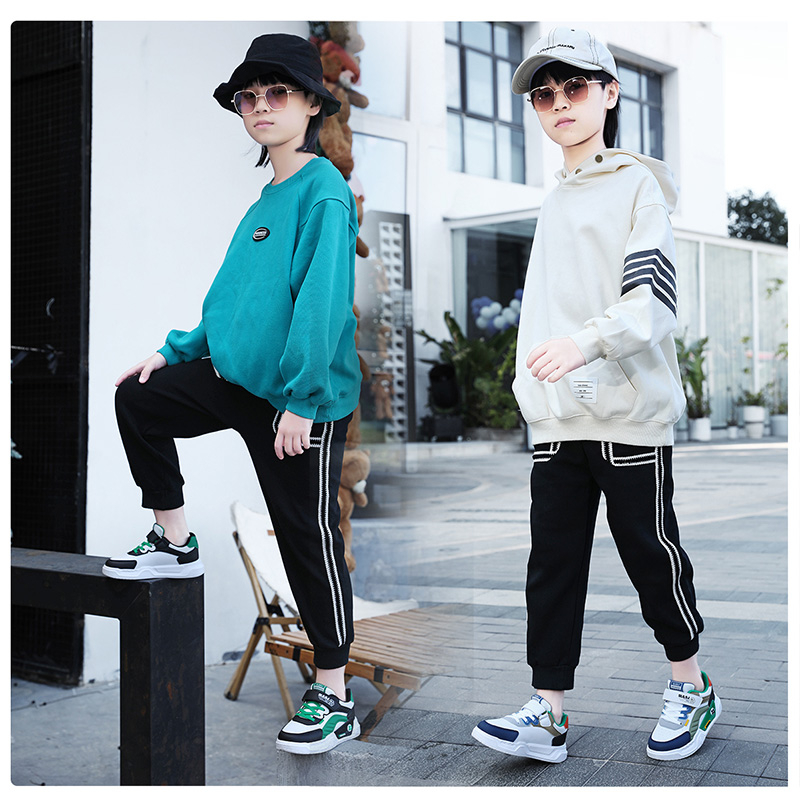 Berniukų bėgimo bateliai su sintetinės odos viršutine dalimi, lengvi, atsparūs dilimui, elastinis uždarymas, gumine pada