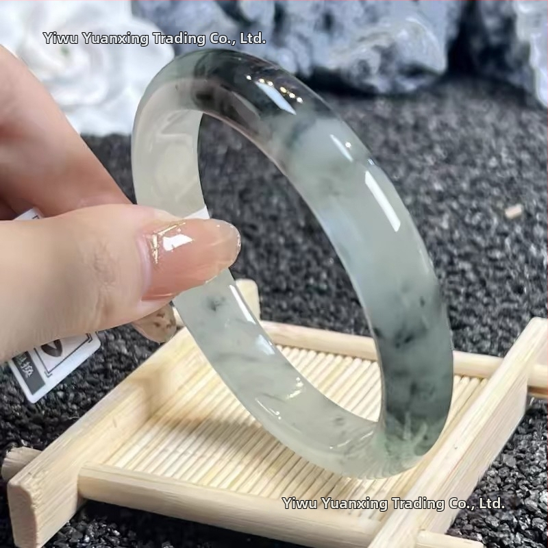 Jadeito apyrankė, rankų darbo, unisex, kilmė Fujian, atskirai supakuota