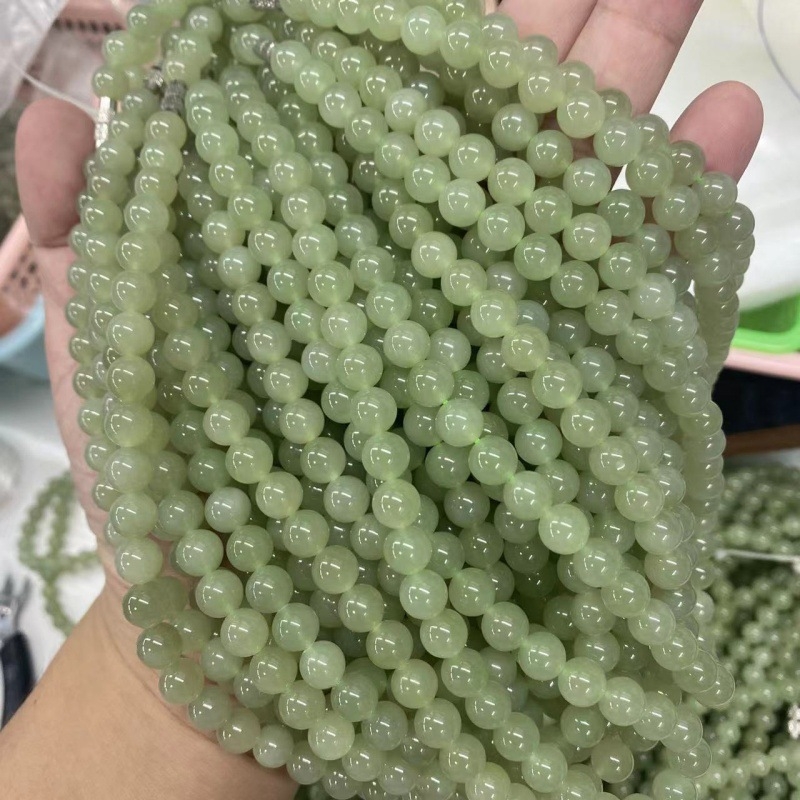 Hetian Jade karkötő, természetes kivitelezés, kör gyöngyök, Vs tisztaság, medálos stílus