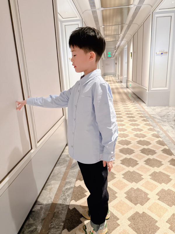 Cămașă Oxford pentru copii, mânecă lungă, guler tip lapel, culoare solidă, amestec 65% bumbac 35% poliester