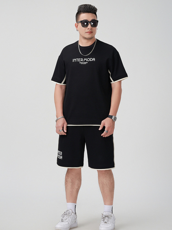 Плюс-сайз мъжки комплект от две части: T‑шърт с къс ръкав и къси панталони с foam принт за лято (Материал: 75,4% памук, 24,6% полиестер; Ръкав: къс; Долна част: шорти; Сезон: лято)