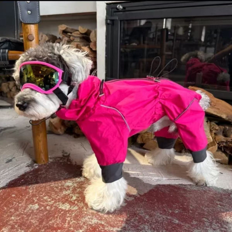 Готино и стилно зимно палто за кучета, идеално за топло и уютно носене. Включва също ветроустойчив, водоустойчив, подплатен и ветроустойчив дизайн