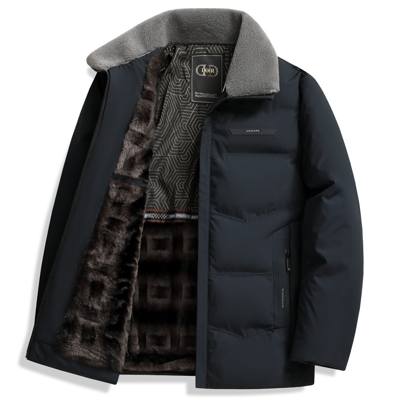 Žieminė išorinė striukė su apykakle, pamušalas iš fliso ir storinantis izoliaciją, paslėptos kišenės su patch