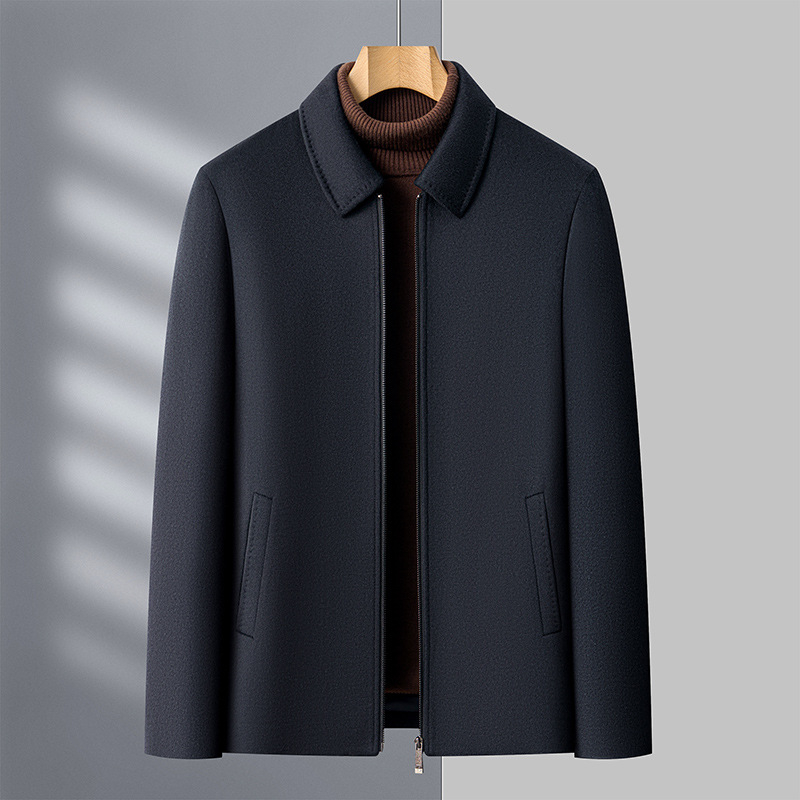 Ανδρικό μπουφάν κορεατικού στυλ με γιακά τύπου πέτο, μπροστινό φερμουάρ και επένδυση από λευκό χήνας πουπουλό