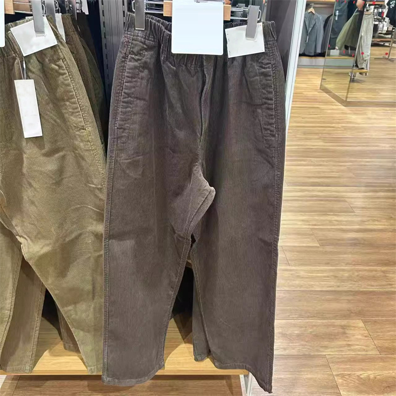 URAZ ženske corduroy cargo hlače – široka kroj, dužina 3/4, prirodna struka